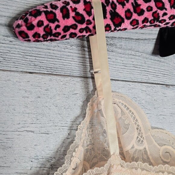 Vintage Montgomery Ward Blush Pink Lace Slip Dress Size 34 - Picture 6 of 9